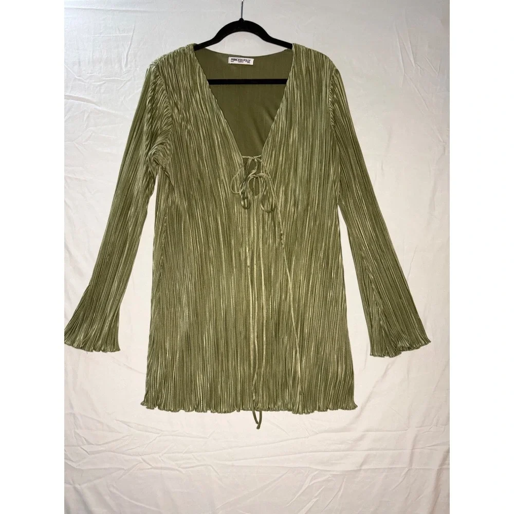 Princess Polly deep v-neck sage green mini dress sz 10 boho gypsy